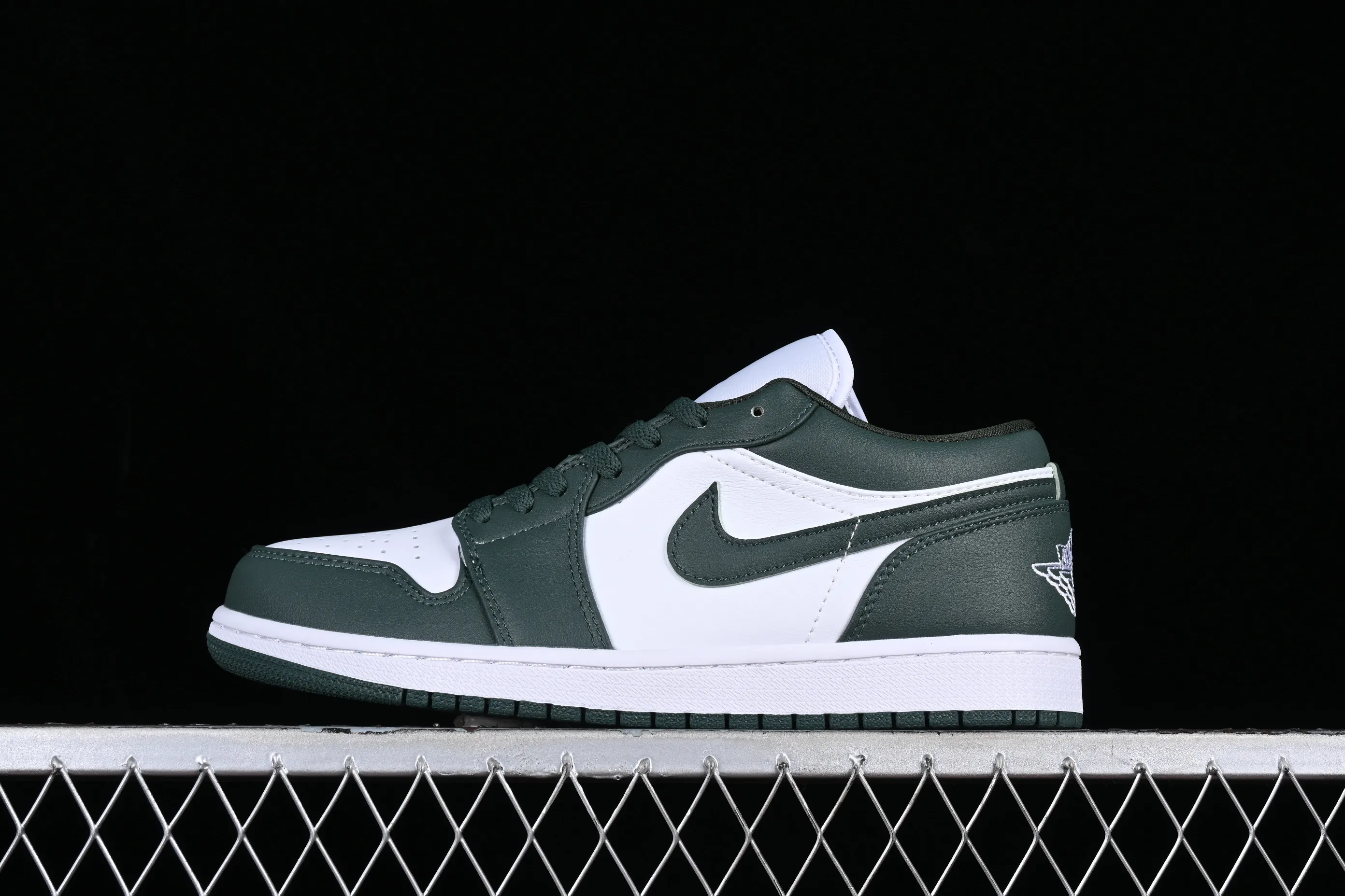 All categories Air Jordan Jordan series basketball shoes Air Jordan 1 Low Z version Air Jordan 1 Low "Olive Green" AJ1 Joe 1 olive green low-top basketball shoes DC0774-113